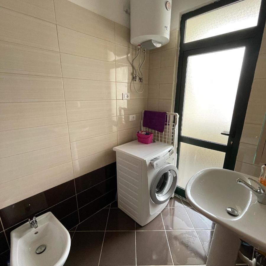 Apartments Korabi Драч Екстериор снимка